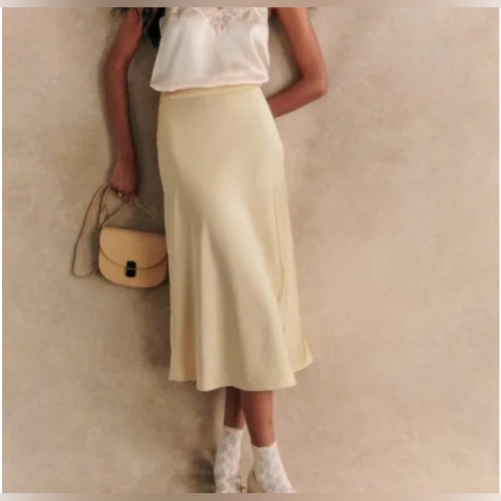 NWT Sezane sandy Elegant Cream skirt